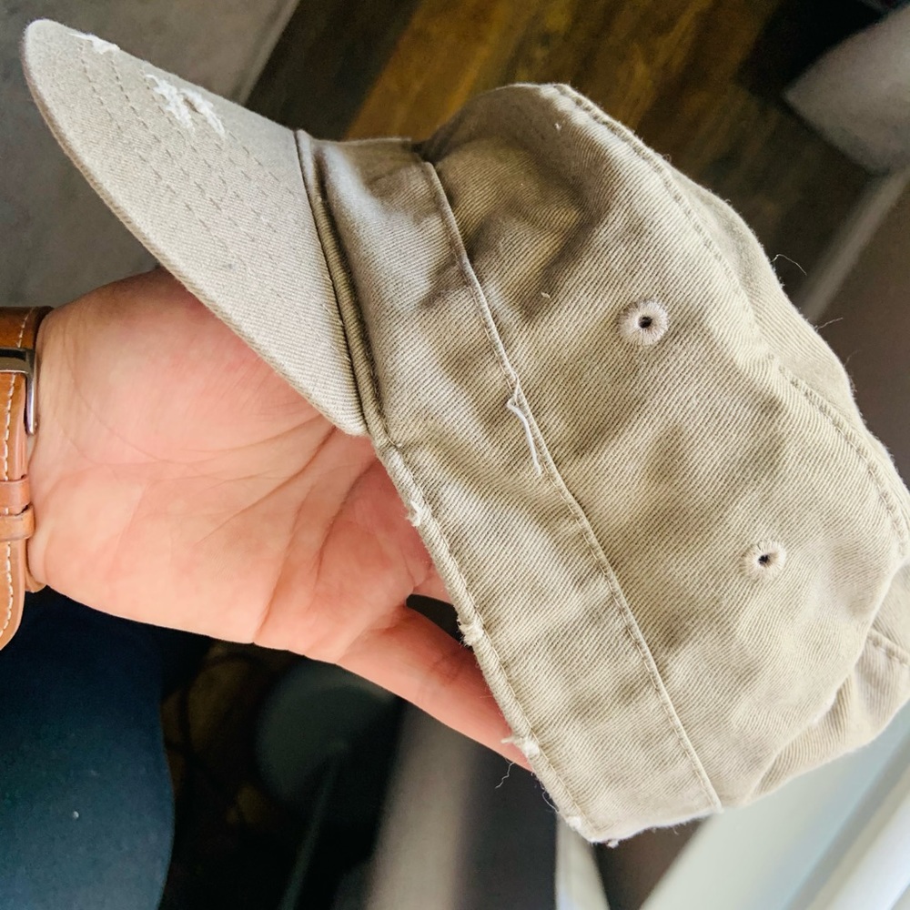 Hat - Picture 4 of 6